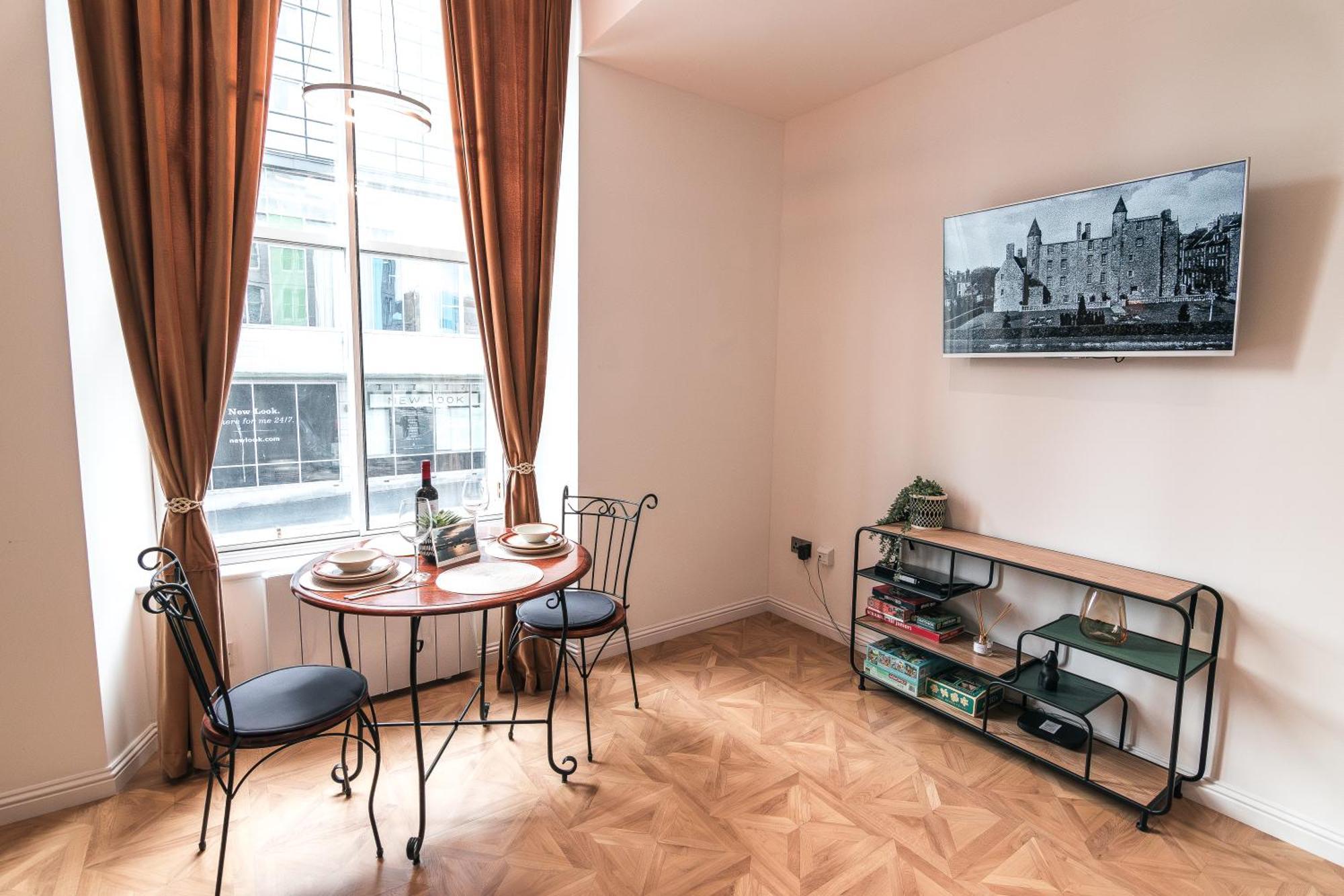 Modern Apartment In Aberdeen City Centre, Guild Street, Free Wifi Екстер'єр фото